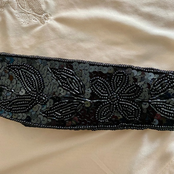 Belt - Picture 4 of 5